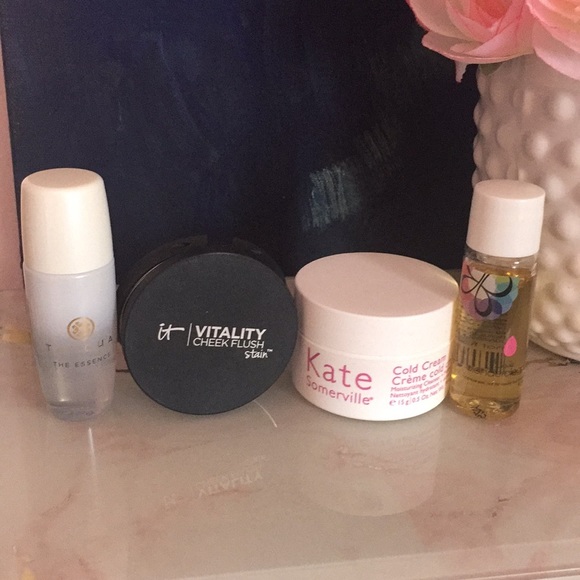 Makeup Go set